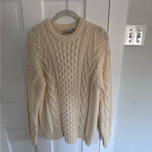 NEVER WORN w/Tag Sweater